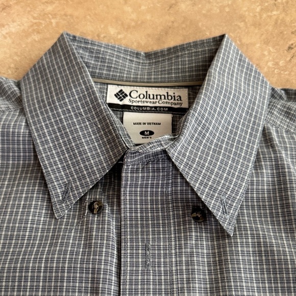 Columbia Men's Casual Blue Checkered Shirt - Picture 4 of 4